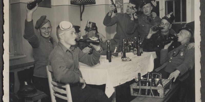 Exklusive Enthüllungen: ARD-Doku Das vergessene Fotoalbum der SS deckt unbekannte Strukturen des SS-Systems auf - am 16. September, 23:35 Uhr im Ersten und jederzeit in der ARD Mediathek - Foto: presseportal.de