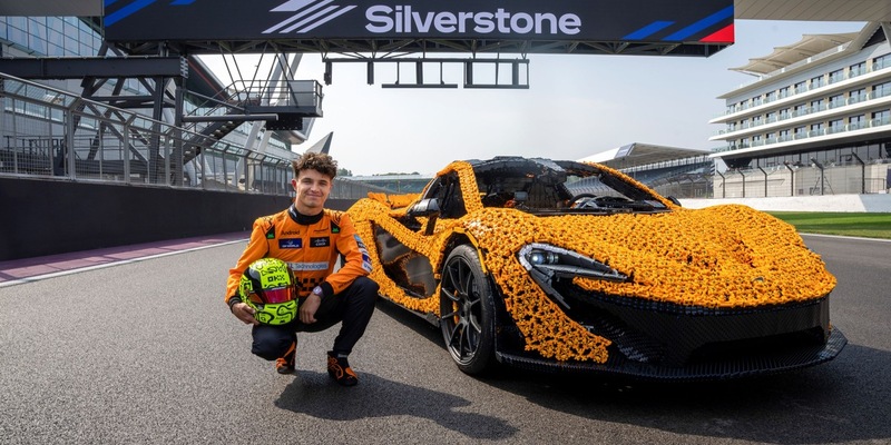 Lando Norris fährt Silverstone-Rekord im McLaren P1 Supersportwagen komplett aus LEGO Steinen - Foto: presseportal.de