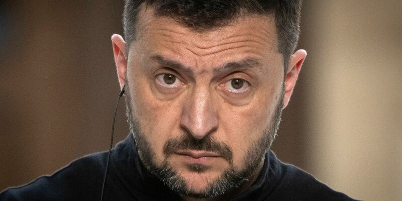 Der ukrainische Präsident Wolodymyr Selenskyj spricht von hohen russischen Verlusten vor Pokrowsk (Archivbild) - Foto: Efrem Lukatsky/AP/dpa