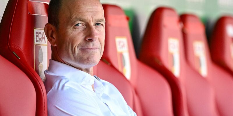 Jess Thorup unterschreibt bis 2026 beim FC Augsburg. - Foto: Harry Langer/dpa