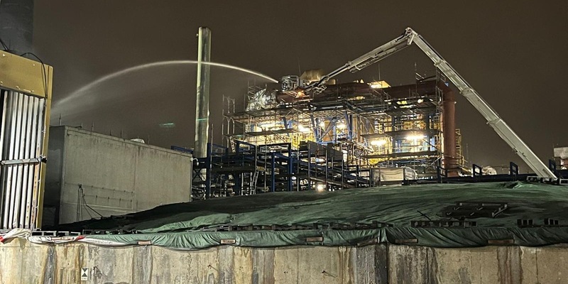 FW-Schermbeck: Überörtliche Hilfe - Großbrand in Duisburg - Foto: presseportal.de