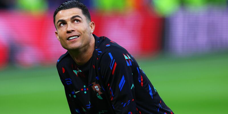 Ronaldo freut sich über zusammengerechnet über eine Milliarde Follower in den sozialen Netzwerken. - Foto: Jens Büttner/dpa
