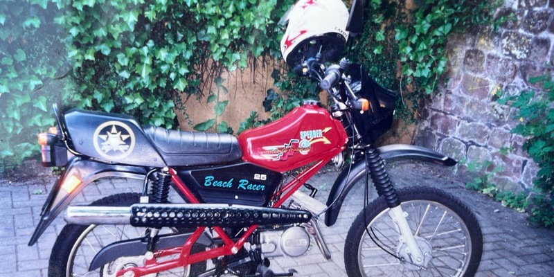 POL-PDKL: Rotes Moped aus Garage entwendet. - Foto: presseportal.de