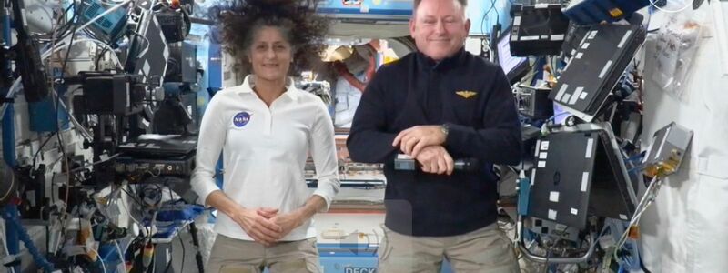 Barry Wilmore und Suni Williams gelten als erfahrene Astronauten. - Foto: Uncredited/NASA/AP/dpa