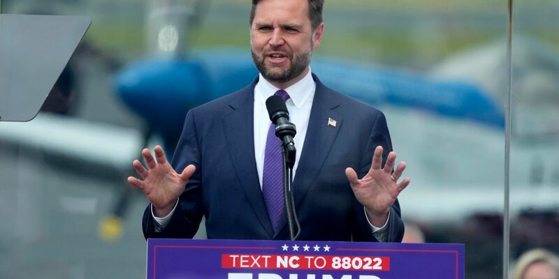 J.D. Vance ist Trumps Vizekandidat bei der Präsidentenwahl am 5. November. (Archivbild) - Foto: Chuck Burton/AP/dpa