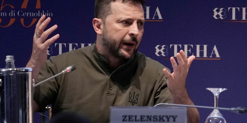 Selenskyj: Die Ukraine braucht mehr Waffen. (Archivbild) - Foto: Luca Bruno/AP/dpa