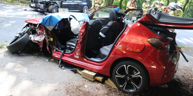 POL-RBK: Odenthal - 4 Verletzte bei Frontalzusammenstoß - Foto: presseportal.de