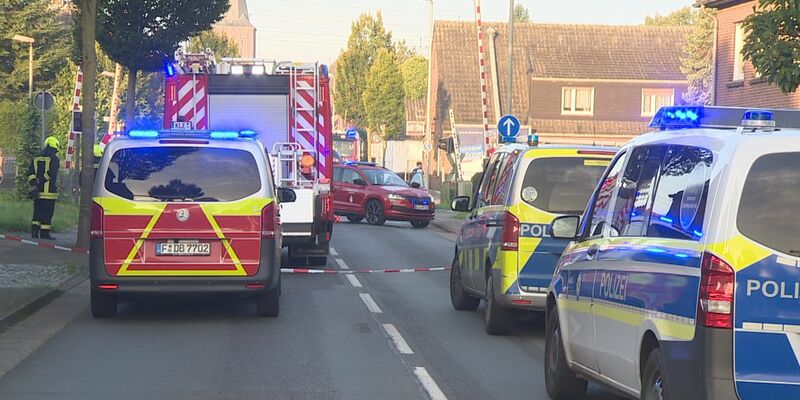 14-Jährige von Zug erfasst und getötet - Foto: Guido Schulmann/TV-Niederrhein.de/dpa