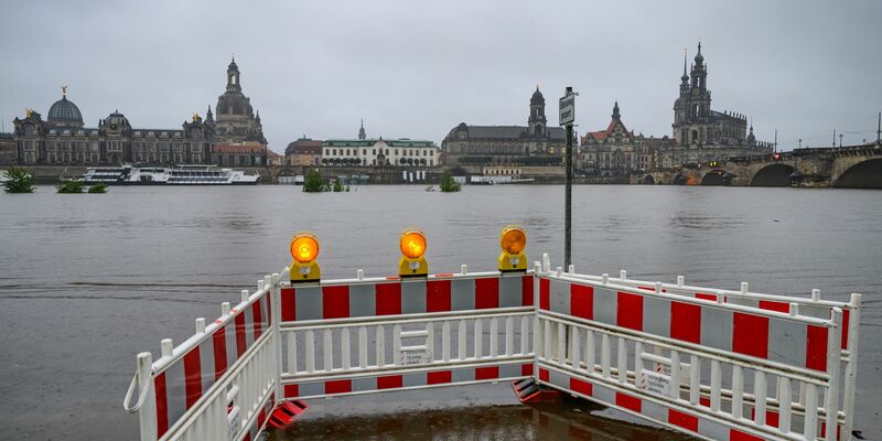 Elbe-Hochwasser in Dresden - Foto: Robert Michael/dpa