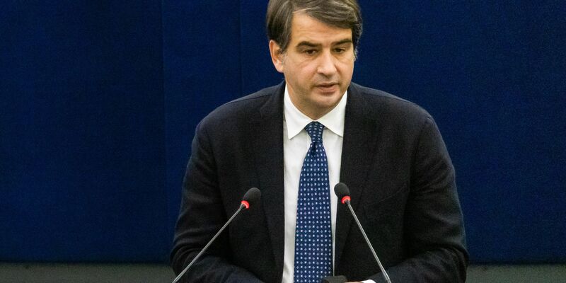 Raffaele Fitto ist ein italienischer Politiker der rechten Partei Fratelli d'Italia (Brüder Italiens). (Archivbild) - Foto: Philipp von Ditfurth/dpa