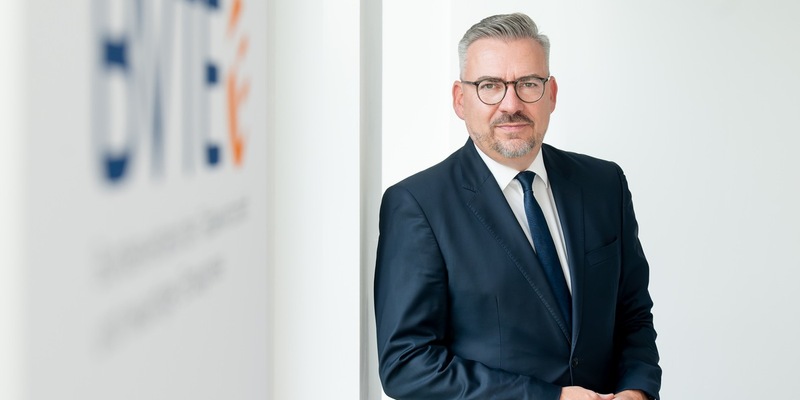 Menthol in E-Zigaretten: Bundesinstitut für Risikobewertung streicht Verbotsempfehlung / BVTE warnt vor Verbot durch das Bundeslandwirtschaftsministerium - Foto: presseportal.de