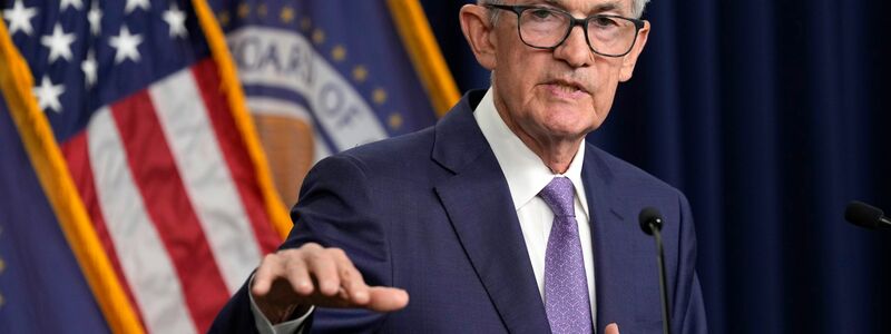 Fed-Chef Powell wird die Entscheidung der US-Notenbank in einer Pressekonferenz erläutern. (Archivbild) - Foto: Susan Walsh/AP/dpa