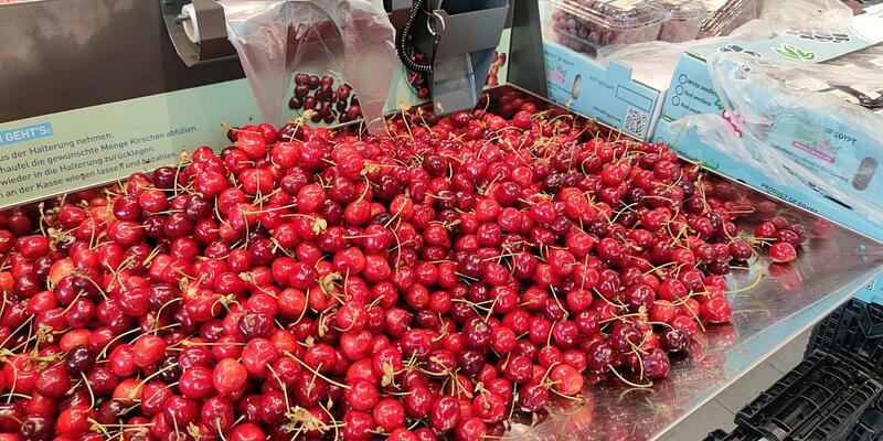 Süpermarketteki kirazlar (arşiv) - Fotoğraf: dts haber ajansı aracılığıyla