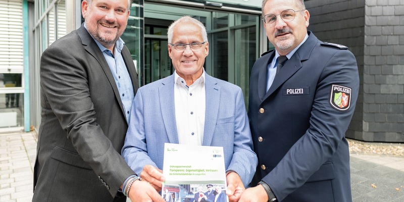 POL-ME: Neue Ordnungspartnerschaft: Transparenz. Gegenseitigkeit. Vertrauen. - Langenfeld - 2409061 - Foto: presseportal.de