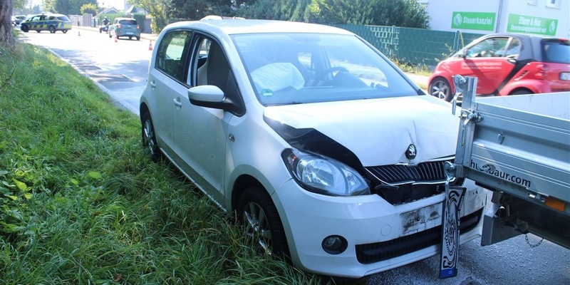 POL-RBK: Wermelskirchen - Auffahrunfall aufgrund körperlicher und geistiger Mängel - Führerschein beschlagnahmt - Foto: presseportal.de
