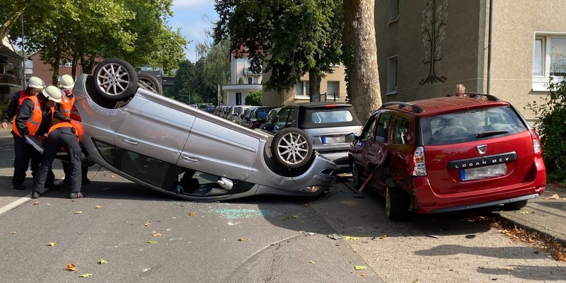 POL-ME: Hoher Sachschaden nach Verkehrsunfall - Erkrath - 2409060 - Foto: presseportal.de
