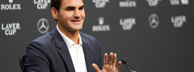 Roger Federer beschreibt das Spiel von Tennisprofi Alexander Zverev als zu passiv. - Foto: James Manning/PA Wire/dpa