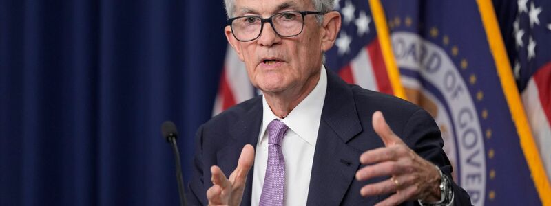 Fed-Chef Powell betont die Unabhängigkeit der US-Notenbank. - Foto: Ben Curtis/AP/dpa