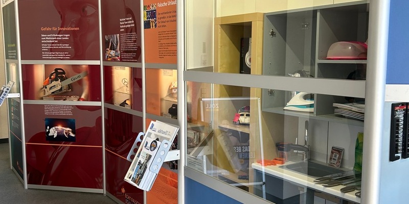 HZA-HN: Wanderausstellung Echt falsch! des Deutschen Zollmuseums aus Hamburg gastiert in Schwäbisch Hall/ Stadtverwaltung und Hauptzollamt Heilbronn eröffnen gemeinsam Ausstellung - Foto: presseportal.de