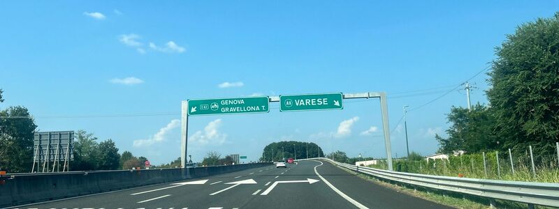 Die Autostrada zwischen Mailand und Varese war die erste moderne Autobahn der Welt. - Foto: Christoph Sator/dpa