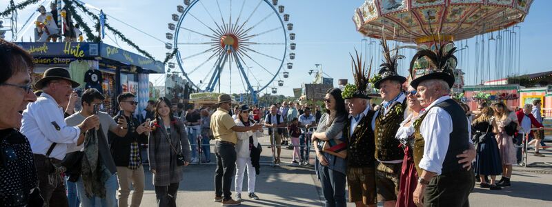 Der Start des Oktoberfests. - Foto: Stefan Puchner/dpa