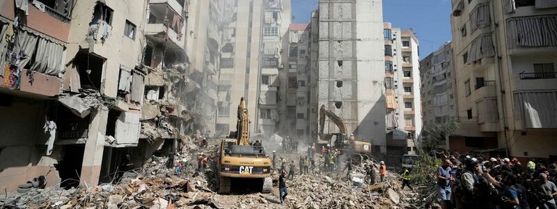 Israels Armee hat nach eigenen Angaben in einem Bunker der Hisbollah ein Millionenvermögen entdeckt. - Foto: Bilal Hussein/AP