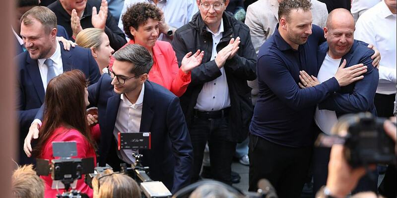 Reaktion auf 18-Uhr-Prognose bei SPD-Wahlparty in Brandenburg am 22.09.2024 - Foto: über dts Nachrichtenagentur