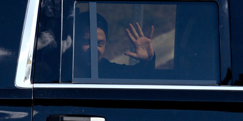 Selenskyj besucht in den USA auch Munitionsfabriken. - Foto: Christopher Dolan/The Times-Tribune/AP