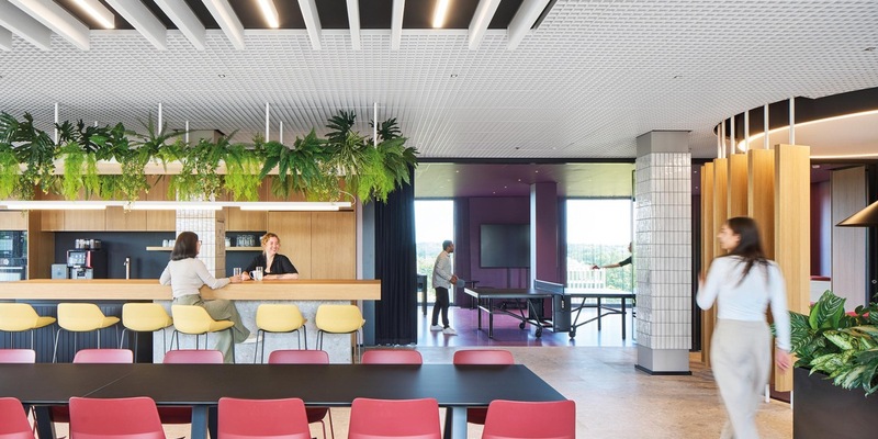 WARDOW.COM mit neuem Headquarter am Potsdamer Jungfernsee - Foto: presseportal.de