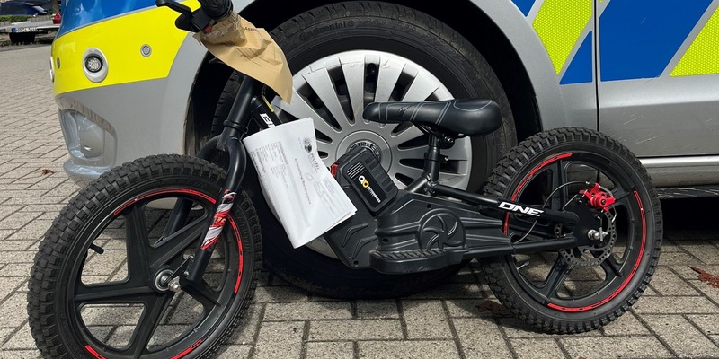 POL-GE: Unfall mit Kinder-Elektro-Laufrad/Zwei Verletzte in Erle - Foto: presseportal.de