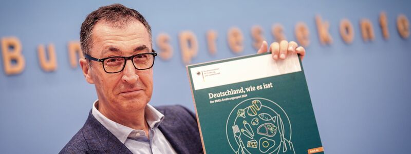 Für den Ernährungsreport befragte das Meinungsforschungsinstitut Forsa rund 1.000 Menschen in Deutschland. - Foto: Kay Nietfeld/dpa