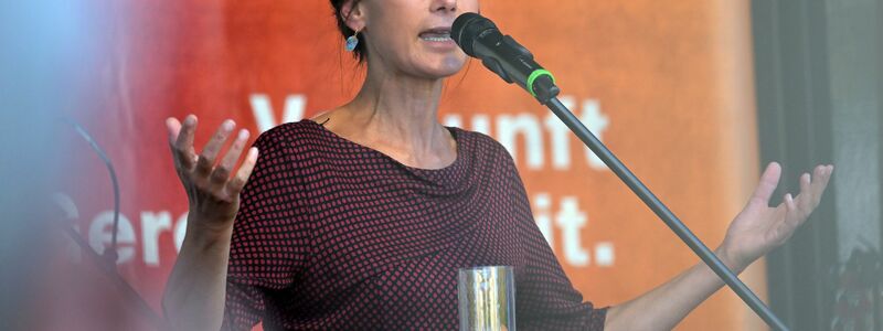 BSW-Chefin Sahra Wagenknecht zeigt sich offen für ein Gespräch mit Brandenburgs Ministerpräsident Dietmar Woidke. (Archivbild) - Foto: Michael Bahlo/dpa