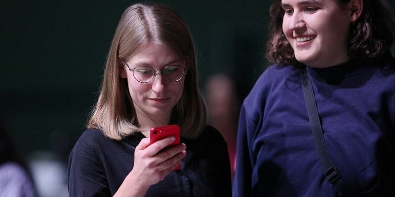 Svenja Appuhn und Katharina Stolla - Foto: über dts Nachrichtenagentur