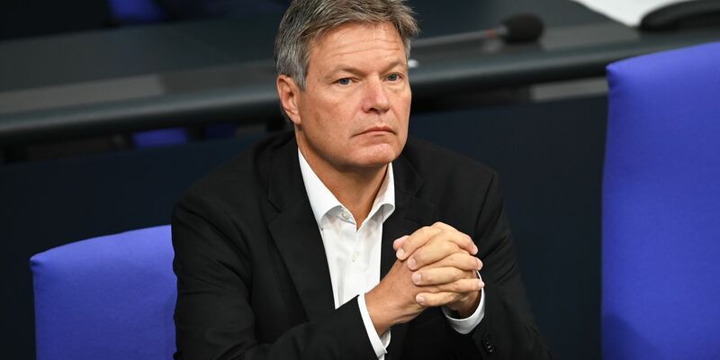 Der Terminkalender für die Parteien bis zur vorgezogenen Neuwahl des Bundestags am 23. Februar ist eng. (Illustration) - Foto: Anna Ross/dpa