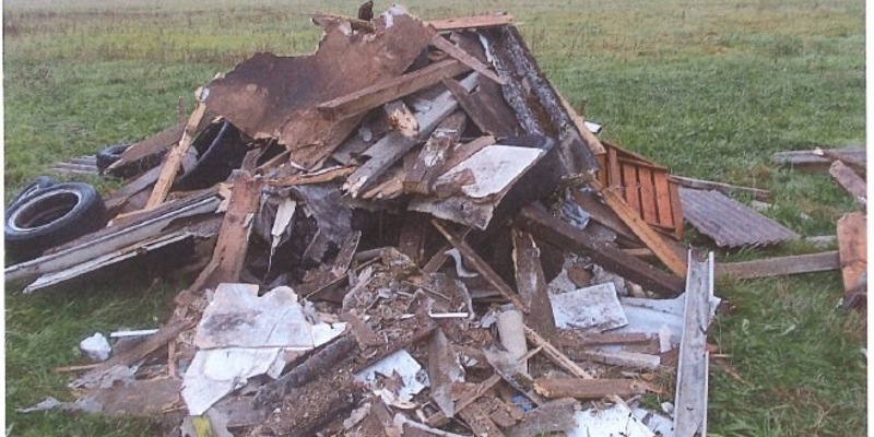 POL-LDK: + Müll auf Lahnwiese bei Biskirchen entsorgt + Aus Passat in Katzenfurt bedient + - Foto: presseportal.de