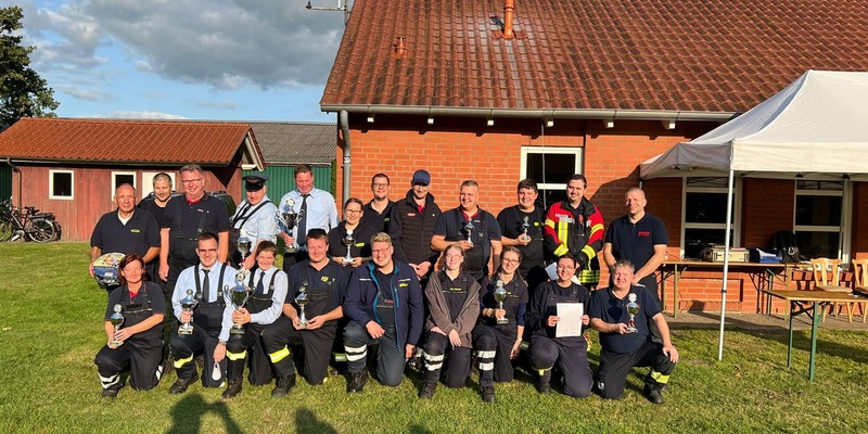 FFW Schiffdorf: Ortsfeuerwehren beweisen ihr Können beim Leistungsvergleich - Foto: presseportal.de