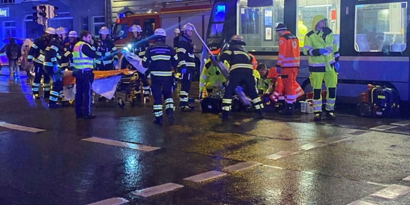FW-M: Fußgänger von Trambahn erfasst (Schwanthaler Höhe) - Foto: presseportal.de