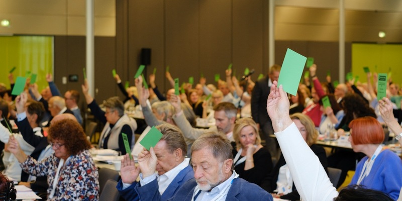 WEISSER RING: Kein Platz für Extremisten und Rassisten / Bundesdelegiertenversammlung stimmt für Unvereinbarkeitsklausel in der Vereinssatzung - Foto: presseportal.de