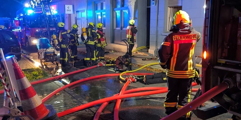FW-OB: Feuer in Mehrfamilienhaus - Foto: presseportal.de