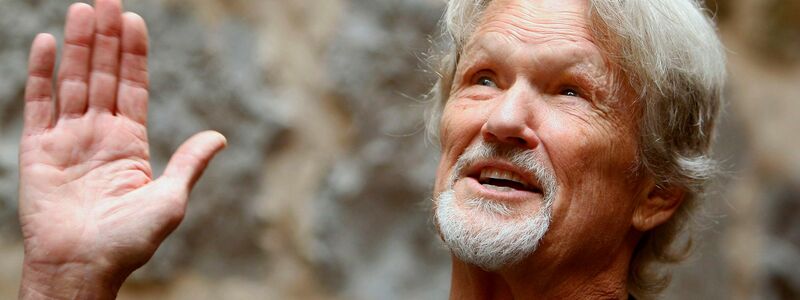 US-Musiker Kris Kristofferson im Alter von 88 Jahren gestorben. (Archivbild) - Foto: Juan Herrero/EFE/EPA/dpa