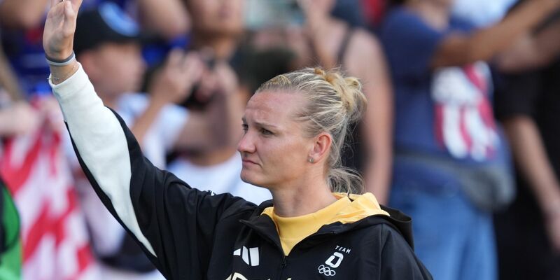 Alexandra Popp: Ende ihrer DFB-Karriere?  - Foto: Marcus Brandt/dpa