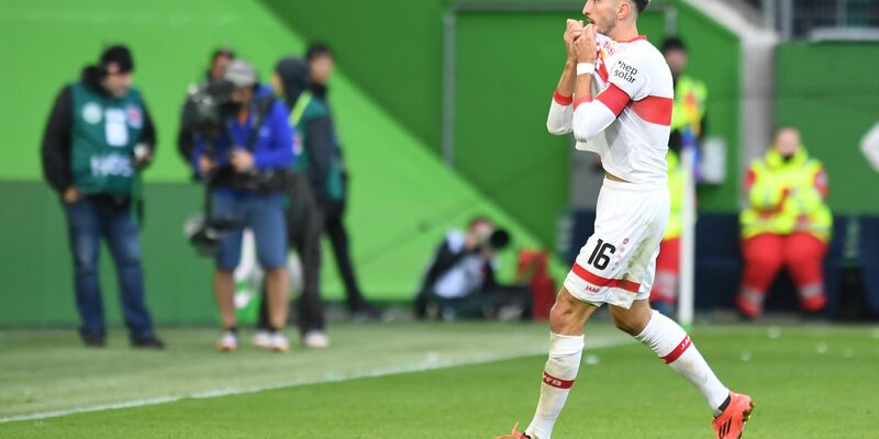 Der Einspruch des VfB Stuttgart hat sich gelohnt: Atakan Karazor ist nicht gesperrt. - Foto: Swen Pförtner/dpa