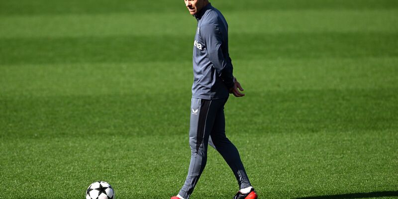 Nach dem 1:1 beim FC Bayern blieb der Werkself keine Zeit für das Oktoberfest. - Foto: Federico Gambarini/dpa