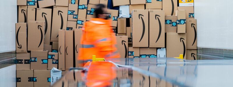 Amazon ist Marktführer beim Onlinehandel in Deutschland. (Archivbild) - Foto: Rolf Vennenbernd/dpa