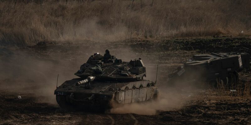 Die Menschen werden in der Mitteilung dazu aufgerufen, nicht südlich des Litani-Flusses zu fahren, der etwa 30 Kilometer von der Grenze entfernt liegt. - Foto: Ilia yefimovich/dpa