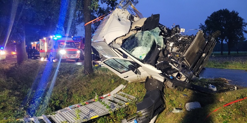 FW-ROW: iPhone meldet schweren Verkehrsunfall - Foto: presseportal.de