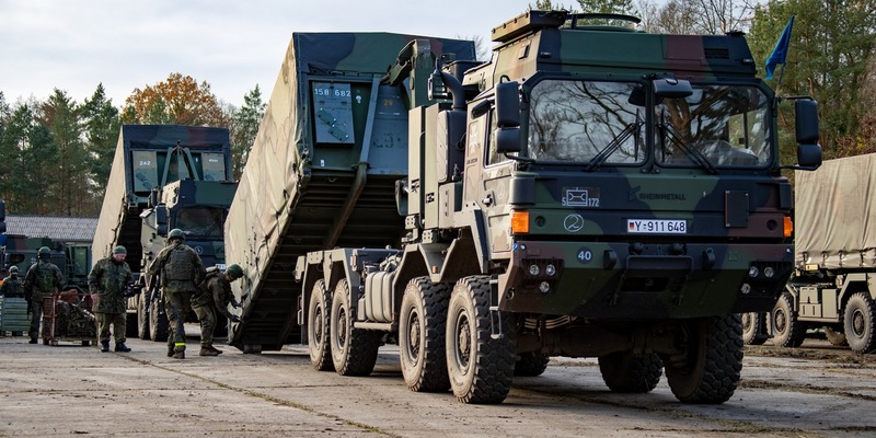 Zeitenwende in der Logistik: Mobile Logistiktruppen der Bundeswehr in neuer kriegstüchtiger Struktur / Logistikbataillone werden Regimentern unterstellt - Foto: presseportal.de