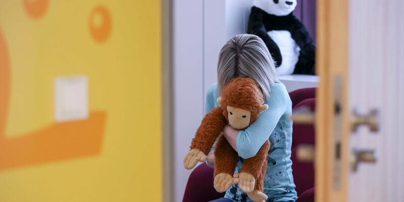 Die Polizei meldet einen Schlag gegen Kindesmissbrauch. (Illustration) - Foto: Jan Woitas/dpa