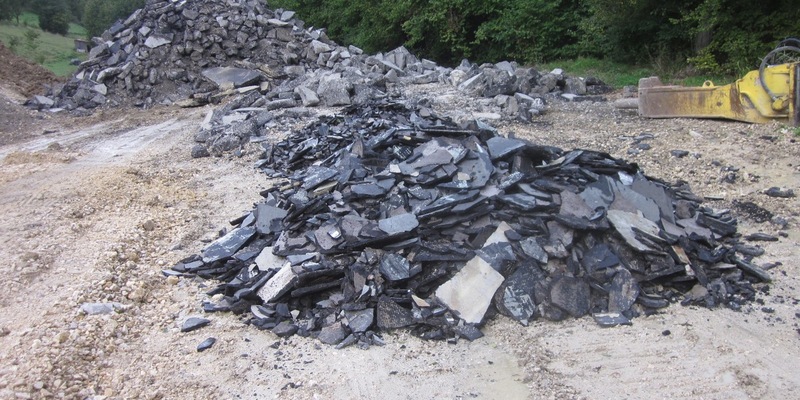 POL-UL: (GP) Wiesensteig - Teer-/ Asphaltgemisch illegal entsorgt / Bei Ermittlungen wegen einer Umweltstraftat bei Wiesensteig hofft die Polizei jetzt auf Zeugenhinweise. - Foto: presseportal.de