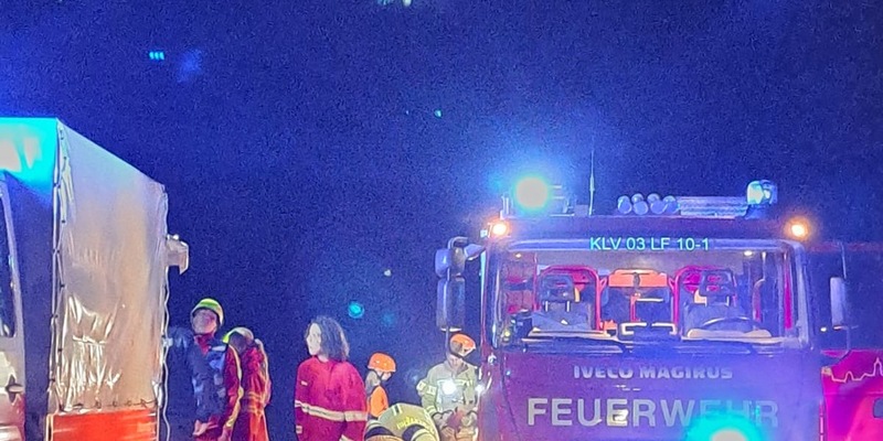 FW-KLE: Gemeinsamer Aktionstag vom Jugend-Einsatz-Team der DLRG und der Jugendfeuerwehr Kleve - Foto: presseportal.de